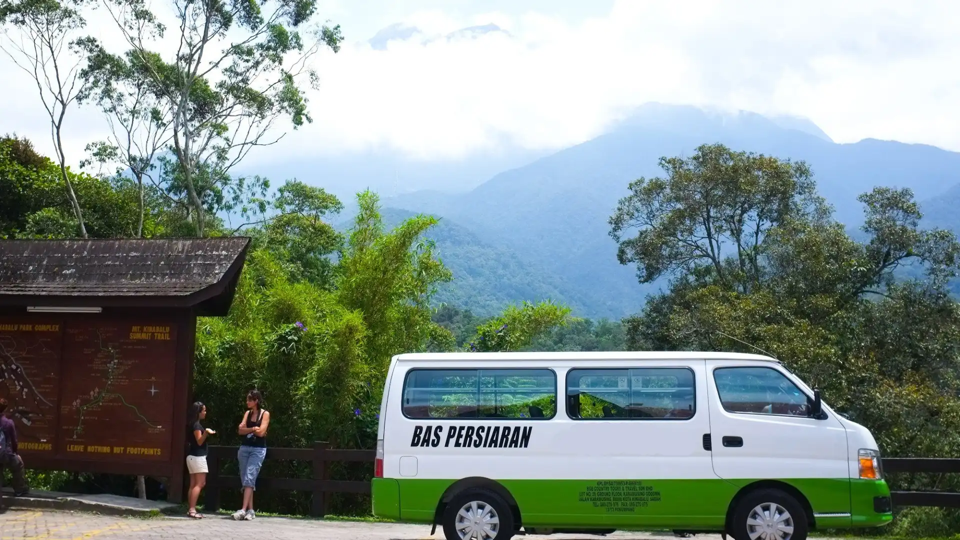 Hotels near Borneo Climb & Dive