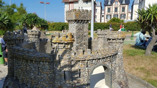 Miniature Golf Cabourg