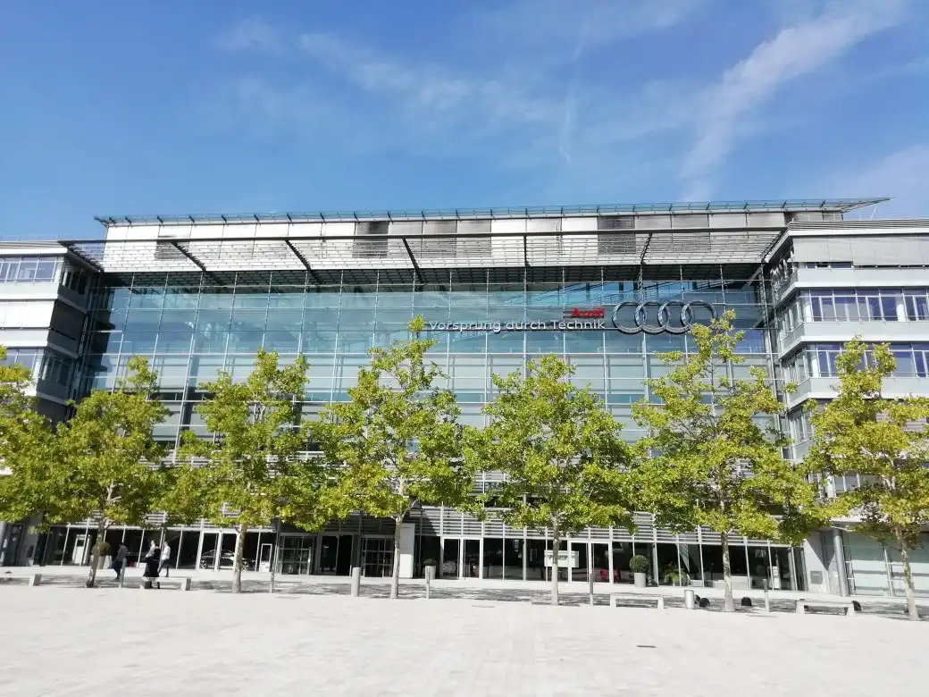 Hotels near Audi Museum Mobile