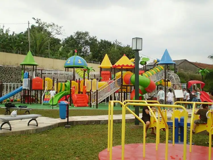 Hotel dekat Paradise Dreamland