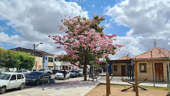 Square Dr. Alberto Feitosa Lima