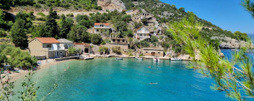Plaža Mala Stiniva