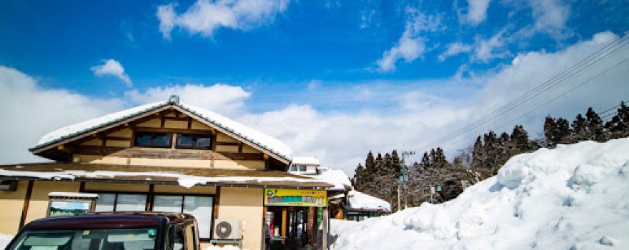 阿賀野市五頭山麓 うららの森