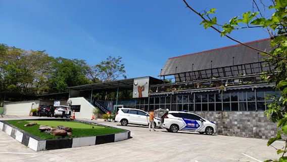 Lapangan Driving Golf Gatot Soebroto (Gatsoe)