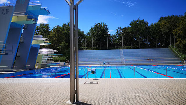 Freibad Neckarhalde