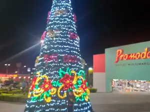 Cinépolis Uruapan Plaza 500