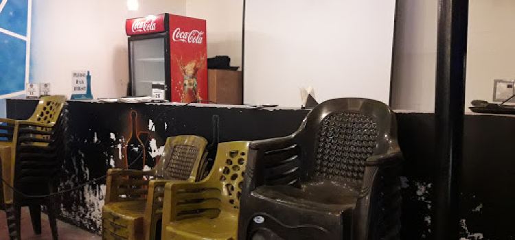 Vintage Cafe, Lounge & Bar