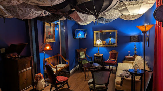 Black Cat Escape Room