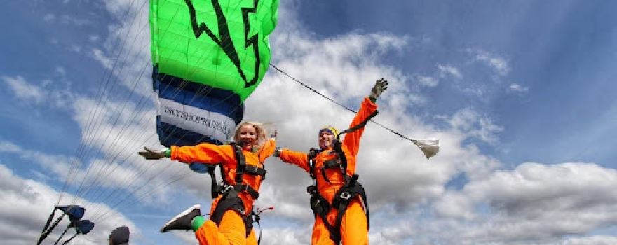 SKYDIVE Tanay