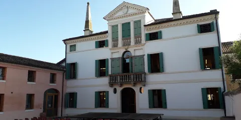 Biblioteca Civica “Contessa Ada Dolfin Boldù"