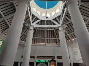 Masjid Besar Al-Mubarok Larangan