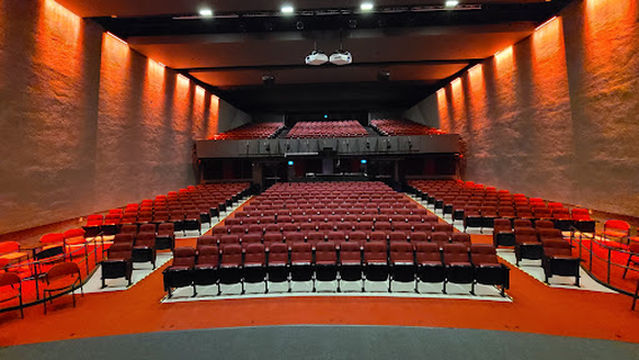 Salle Sylvain-Lelièvre