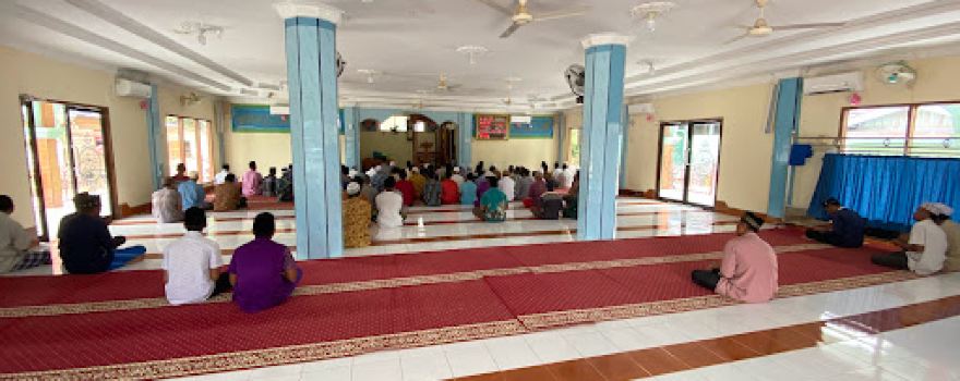 Masjid Baiturrahman, Desa Mentulik