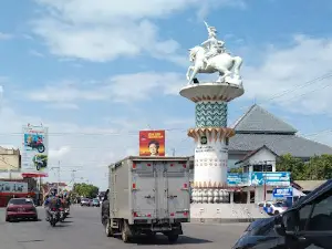 Nyi Ageng Serang Statue