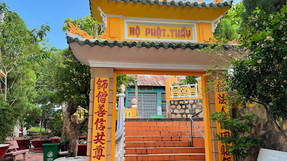 Tay An Buddhist Temple