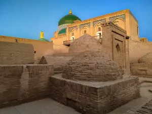 Pakhlavan Makhmud Mausoleum