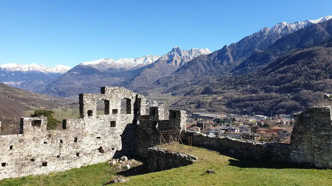 Hotel in zona Castello di Breno