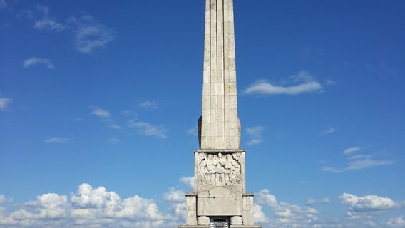 Horea, Closca and Crisan Obelisk