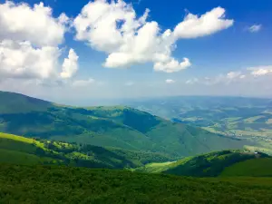 Mountain Velykyi Verkh