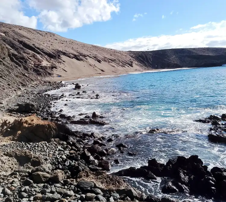 Hotels near Playa Nudista Montana Arena