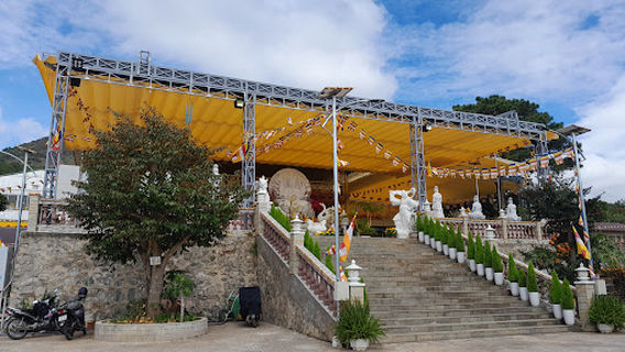 Duc Trong District