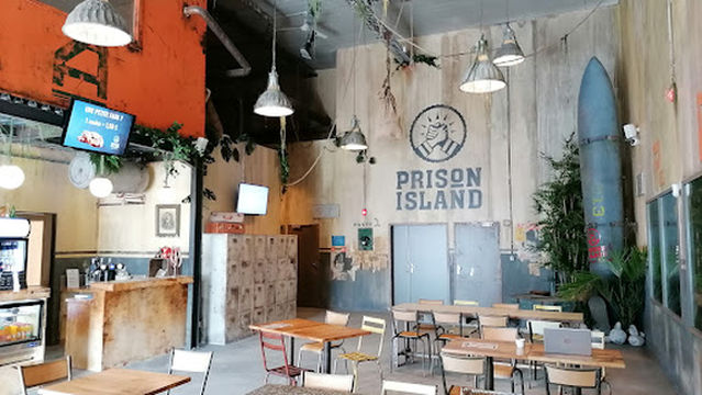 PRISON ISLAND Nantes St Sébastien