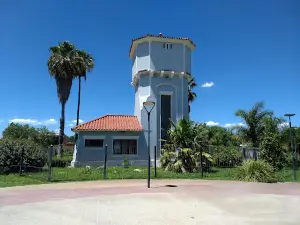 Plaza "Los Aromos"