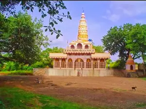 Sant Nilobaray Samadhi Mandir,Pimpalner