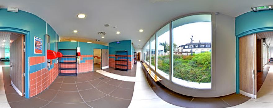 Piscine De La Cerisaie