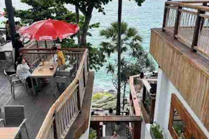 The Commune | Terrace & Bar