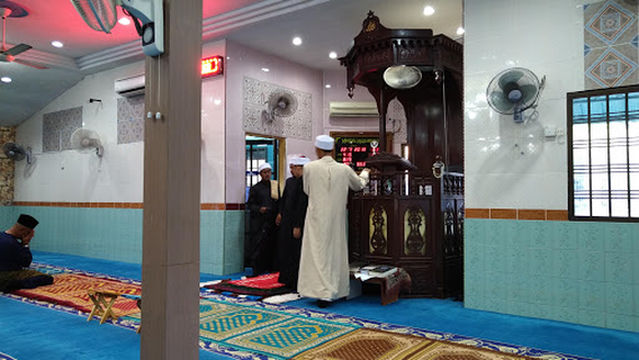 Masjid Jamek Kampung Pengkalan Batu