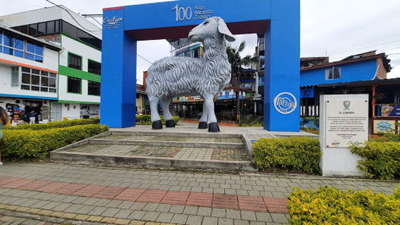 Servicios Náuticos Guatapé