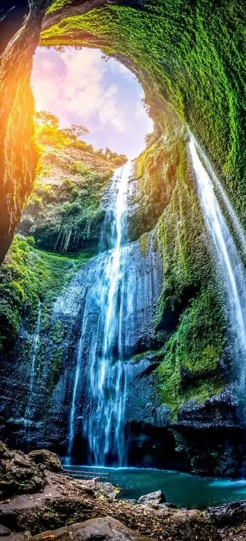 Hôtels à proximité de : Madakaripura Waterfall