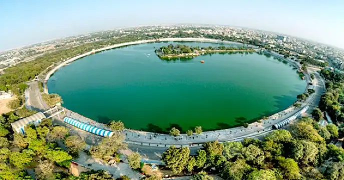 Hotels near Kankaria Lake