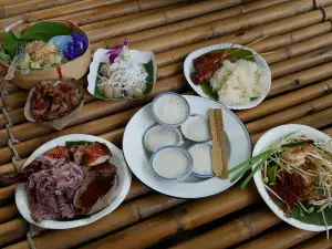 Oh Poi Market