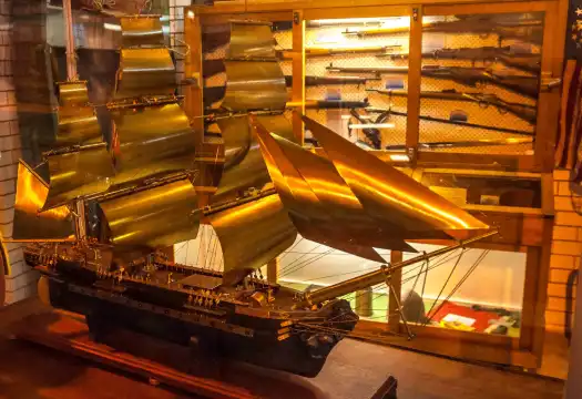 Hotels near Ballina Naval and Maritime Museum