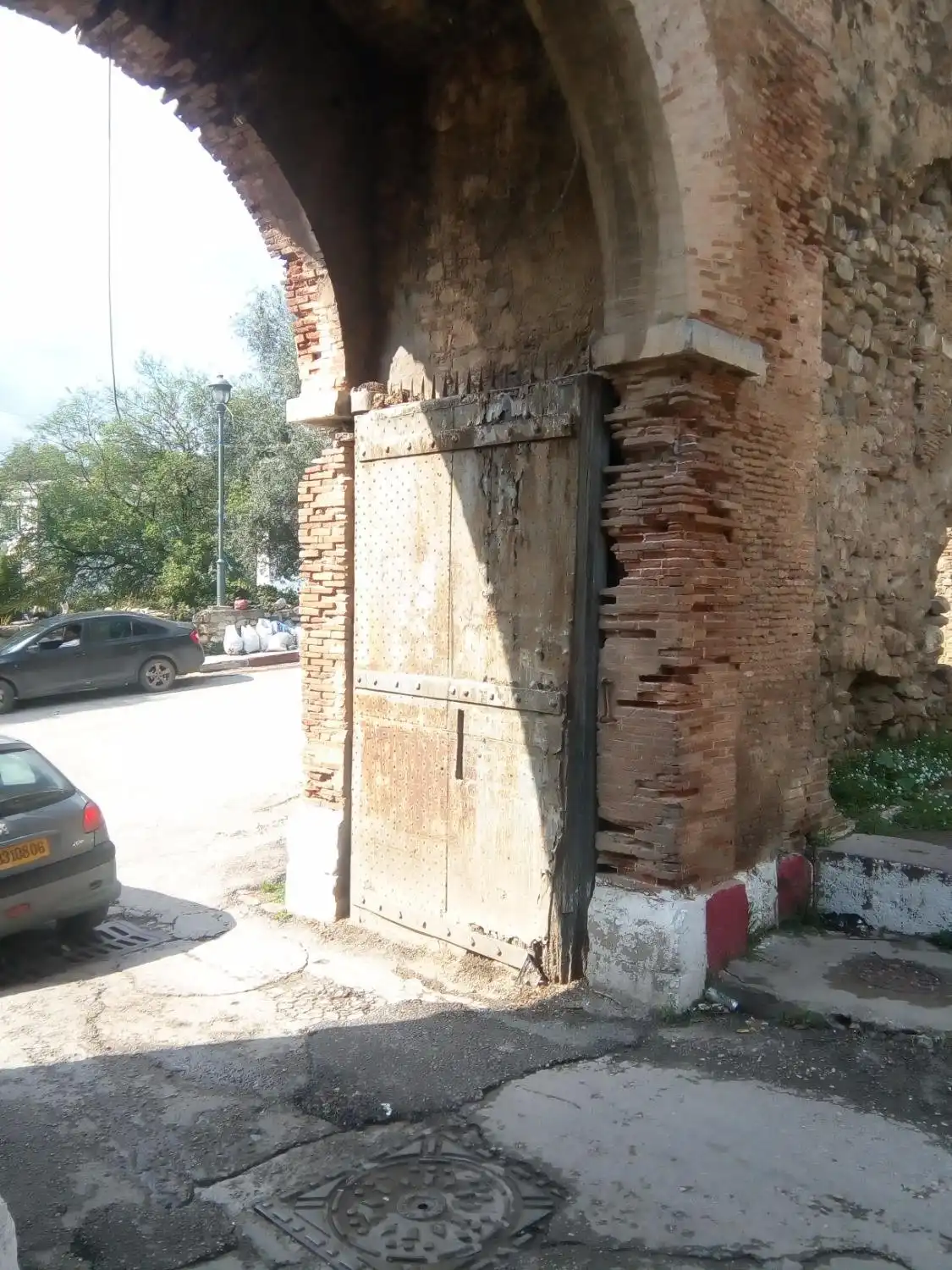 Hotels near Bab El Fouka