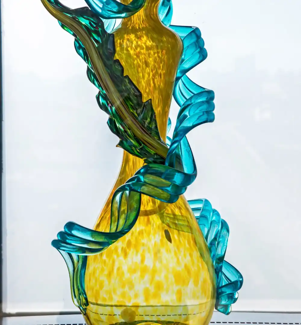 Hotels near Chihuly Bridge of Glass