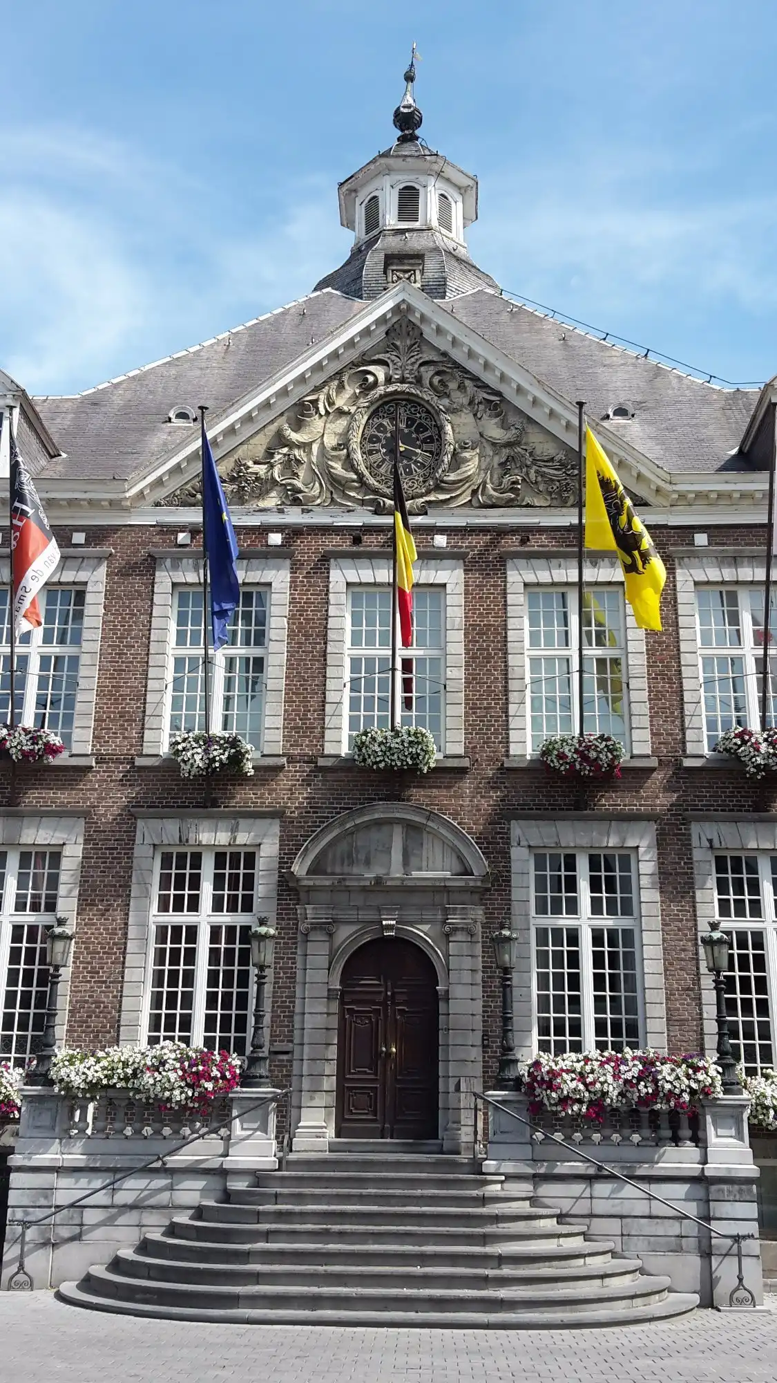 Hotels near Stadhuis Hasselt