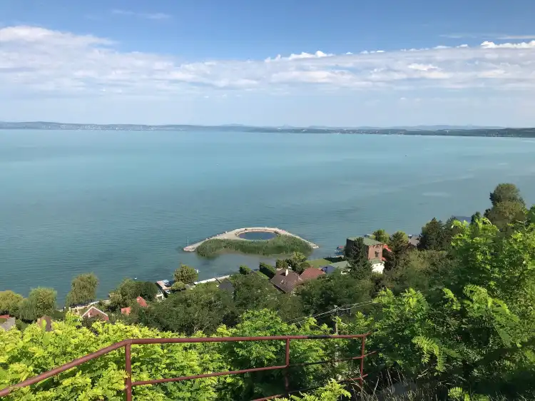 Hôtels à : Balatonvilagos