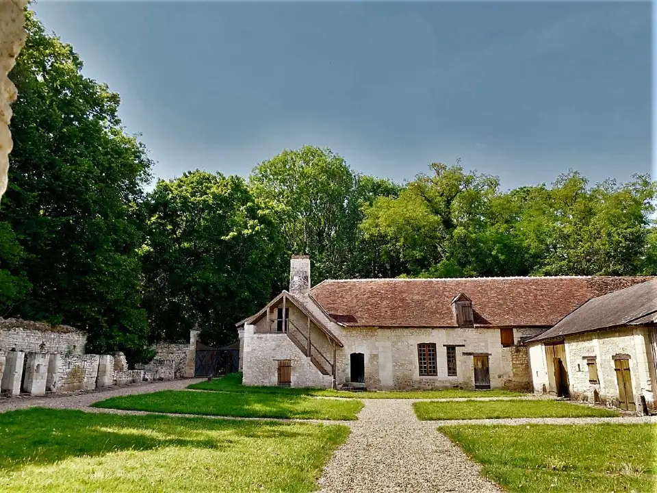 2_Chateau des Ormes