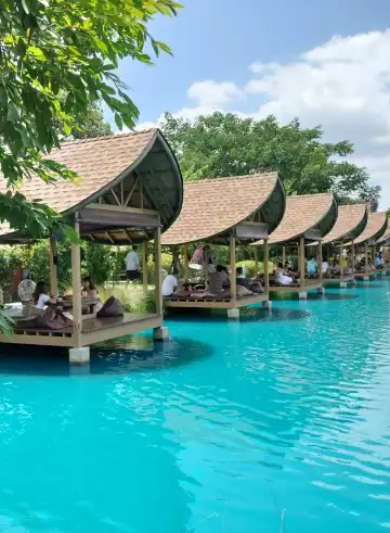 Hotels near Khao Kho Wind Farm