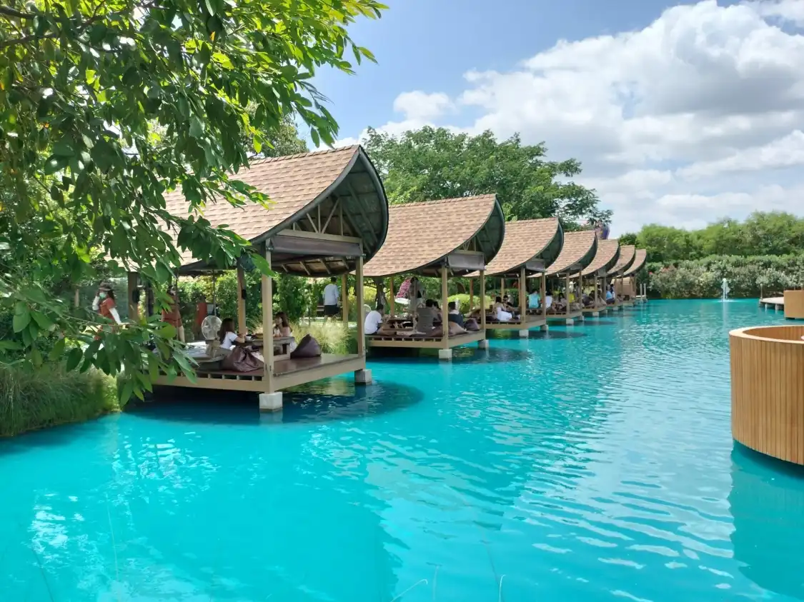 Hotels near Khao Kho Wind Farm