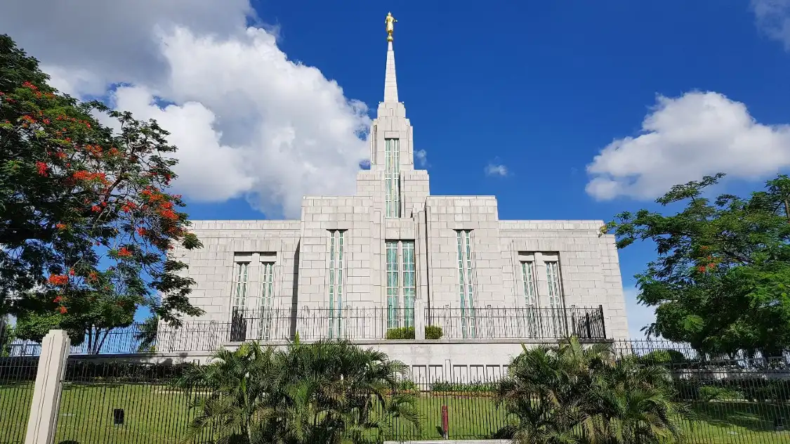 Hotels near Cebu City Philippines Temple