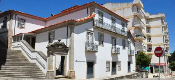 Hotels in Moncao
