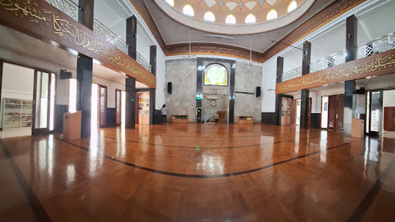 Jami Al-Hasan Mosque Bumi Panyawangan