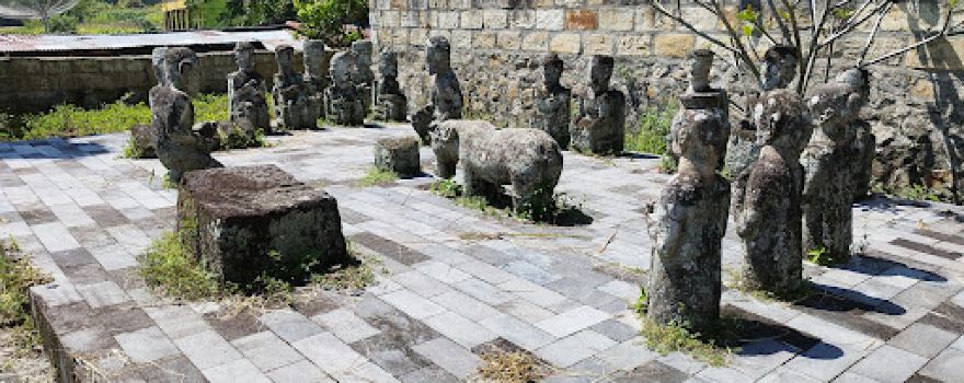 Old Tomb of King Sidabutar