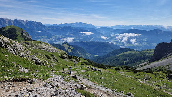 Blick auf die Torsäule
