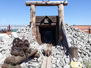 Fedorovskiy Geologicheskiy Muzey
