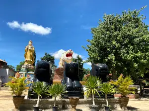 Phra Ruesi Park - The world's first large hermit park